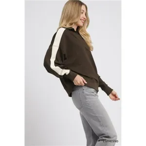 ✨NWT Umgee‎ Color Block Polo Sweatshirt thumbnail 2