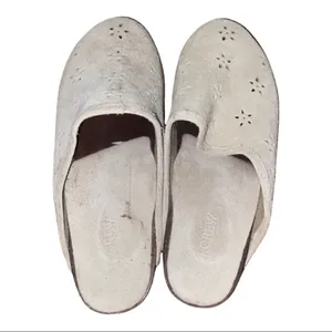 J. Crew Cream Suede Shoes Size 6 M thumbnail 5