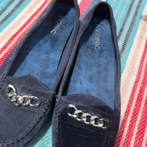 Vionic Women's Mesa 356 Navy Suede Silver Chain Career Comfort Loafers Sz 8.5 thumbnail 5