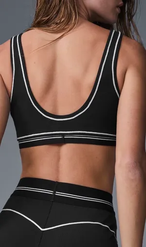 Alo Throb Yoga Bra thumbnail 2