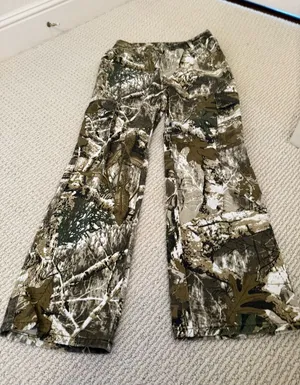 Amazon Camouflage Cargo Pants thumbnail 1