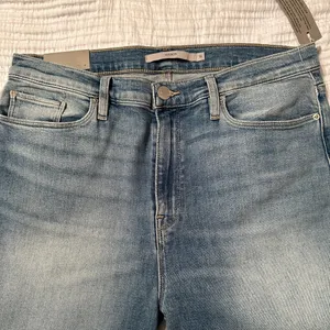 Hudson Barbara High Waist Bootcut - NWT - Size 33 thumbnail 6