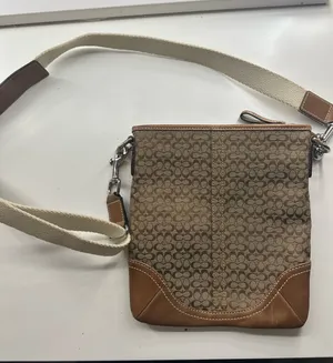 Coach thumbnail 1