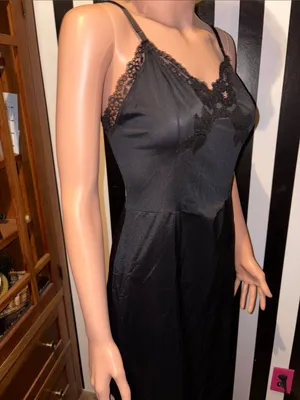 70s Vintage Black Lace Trim Slip Chemise Dress or Sleepwear Loungewear Small 4/6 thumbnail 15