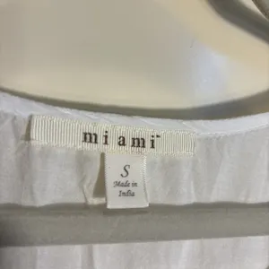 mi ami White Sleeveless Shirt Layering‎ Tank Top Size Small Coastal Beach Boho thumbnail 2