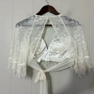 Sherri Hill Ivory Lace Bridal Topper Shrug Size 4 Open Back Wedding Lace Bolero thumbnail 8