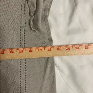 Banana Republic Gray Knit Flutter Sleeve Sweater Top Size L thumbnail 4