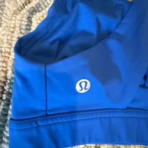 Lululemon Women’s My Stryde Blue Sport Bra Size Medium thumbnail 4