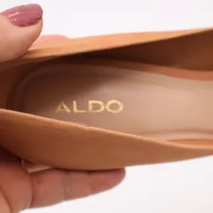 Aldo Pumps Womens 8.5 Pointed Toe Stiletto Tan Faux Suede Heels Good thumbnail 6