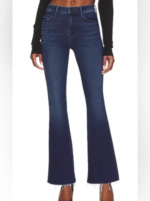 Mother the weekender fray flare jeans mint condition dark Wash thumbnail 9