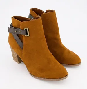 Diba brown ankle boots. Size 8. Retails $75 Brown thumbnail 1