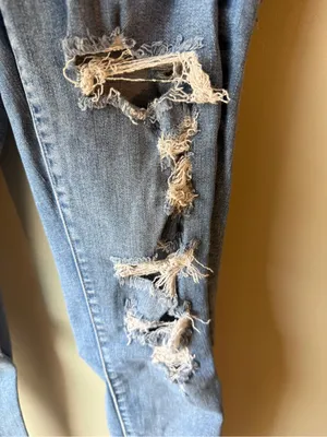 American Eagle Women’s Next Level Stretch Hi-Rise Jegging Distressed Jeans thumbnail 5