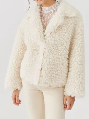Urban Outfitters White Cream Poppy Oversized Sherpa Fluffy Jacket Coat thumbnail 2