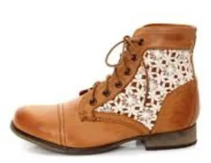 STEVE MADDEN Thundr-C Cognac Crochet Lace-Up Ankle Boot Size 6.5 COTTAGE PRAIRIE thumbnail 1