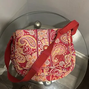 Vera Bradley Vibrant Large Red Paisley Women's Messenger Bag thumbnail 7