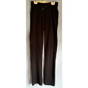 Lululemon Black Pants Size 2 Drawstring Travel Lounge Athletic NWOT thumbnail 3