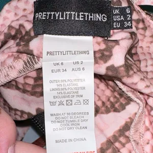 PrettyLittleThing Snakeskin‎ Halter Crop Top Size 2 Mesh Insert Bralette Y2K thumbnail 3