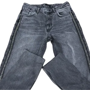 Zara size 4 grey black raw hem high rise jeans thumbnail 1