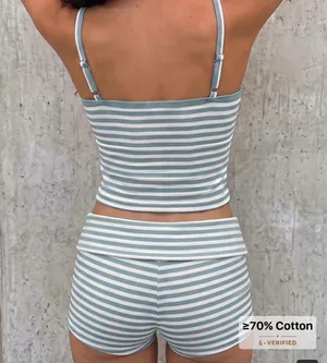 Set of top and shorts size large thumbnail 3