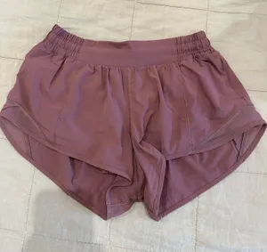 Lululemon Hotty Hot Shorts 2.5" thumbnail 1