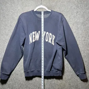 John Galt Brandy Melville‎ New York Crewneck Sweatshirt Faded Navy Blue Pullover M thumbnail 5