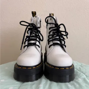 Dr. Martens Jadon White Leather Platform Boots EU 37/Men’s size 5/Women’s size 6 thumbnail 4