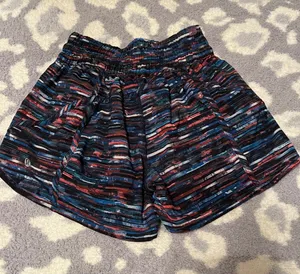 Lululemon Tracker Short V 4” thumbnail 3