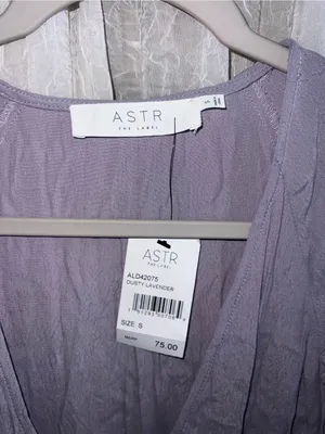 NWT Women's Size Small Astr the Label Lavender Flutter Sleeve Crochet Wrap Dress thumbnail 4