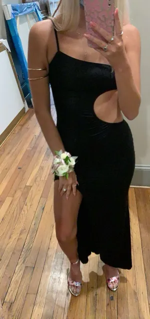 Beginning Boutique Dress thumbnail 1