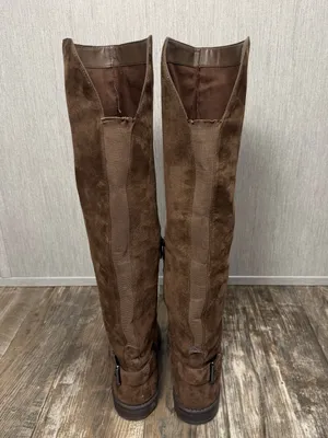Bass Women's Brown Knee-High Boots - Classic Riding Style thumbnail 4
