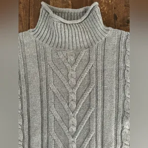 J.Crew roll-neck cable knit sweater in Gray🩶 thumbnail 4
