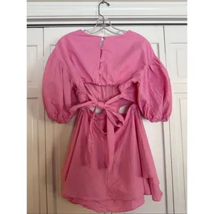 Hello Molly NWT pink cutout puff sleeve dress size M/6 thumbnail 5