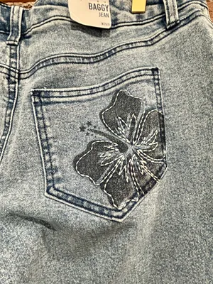 Vanilla Star Baggy Jeans Juniors 9 W29 Light Wash Floral Wide Leg NWT thumbnail 4