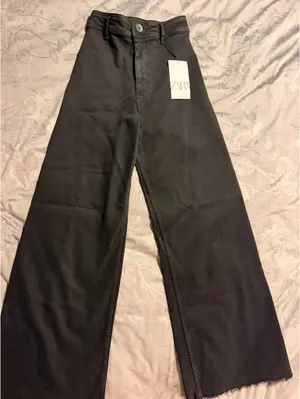 ZARA Jeans thumbnail 1