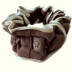 Lululemon Light Locks Scrunchie Skinny  Roasted NEVER WORN thumbnail 3