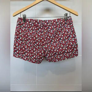 H&M L.O.G.G. Floral Print Shorts | Size 4‎ thumbnail 3