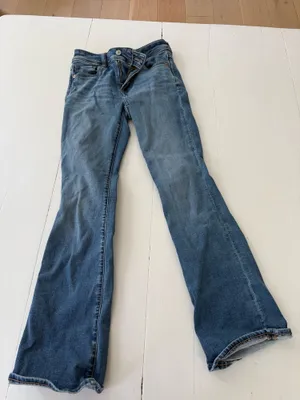 American Eagle jeans size 0 short  thumbnail 1