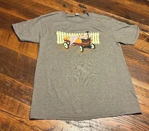 Ladies Small Fall Graphic Tshirt - never worn thumbnail 1