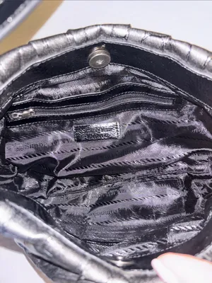 Simply Vera By Vera Wang Gray Silver Metallic Faux Leather Shoulder Bag thumbnail 4