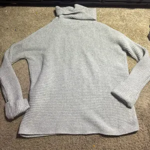 Pilcro Anthropologie Grey Ribbed‎ Oversized Turtleneck Sweater Small Cowl Neck thumbnail 4