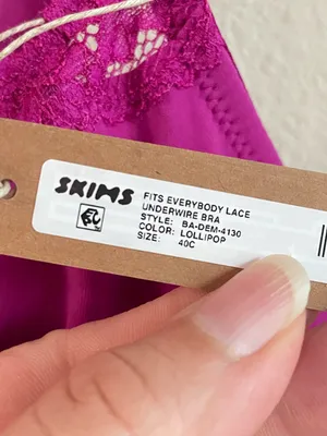 SKIMS Fits Everybody Lace Underwire Bra in Lollipop Size 40C NEW thumbnail 3