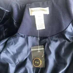 Draper’s and Damon’s navy sleeve blazer SP thumbnail 6