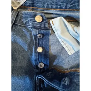 Levis Premium 501 90s Straight Leg Jeans Medium Wash Distressed W26 L30 thumbnail 7