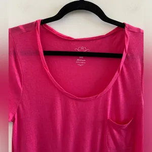 Old Navy Pink Twisted Collar Lightweight Short Sleeve Tee Medium New W/O Tag thumbnail 2