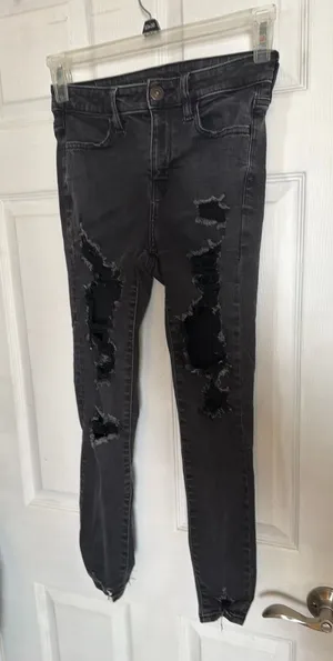 Black American Eagle Jeans thumbnail 1