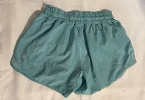 Lululemon Hotty Hot 4" High-Rise 4 thumbnail 1