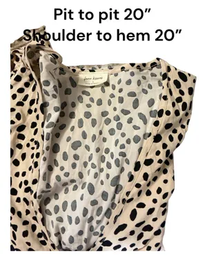 Free Kisses Spot Print Tie-Front Crop Top - Size L thumbnail 3