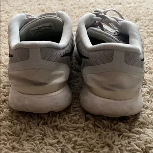 nike free runs thumbnail 3