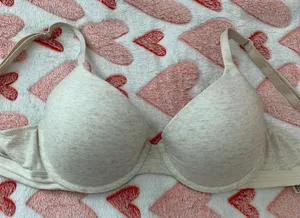 Victoria's Secret Bra thumbnail 1