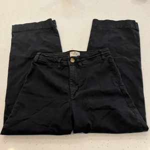 Marine Layer Bridget Wide Leg Crop Pants in Black size 6‎ thumbnail 4